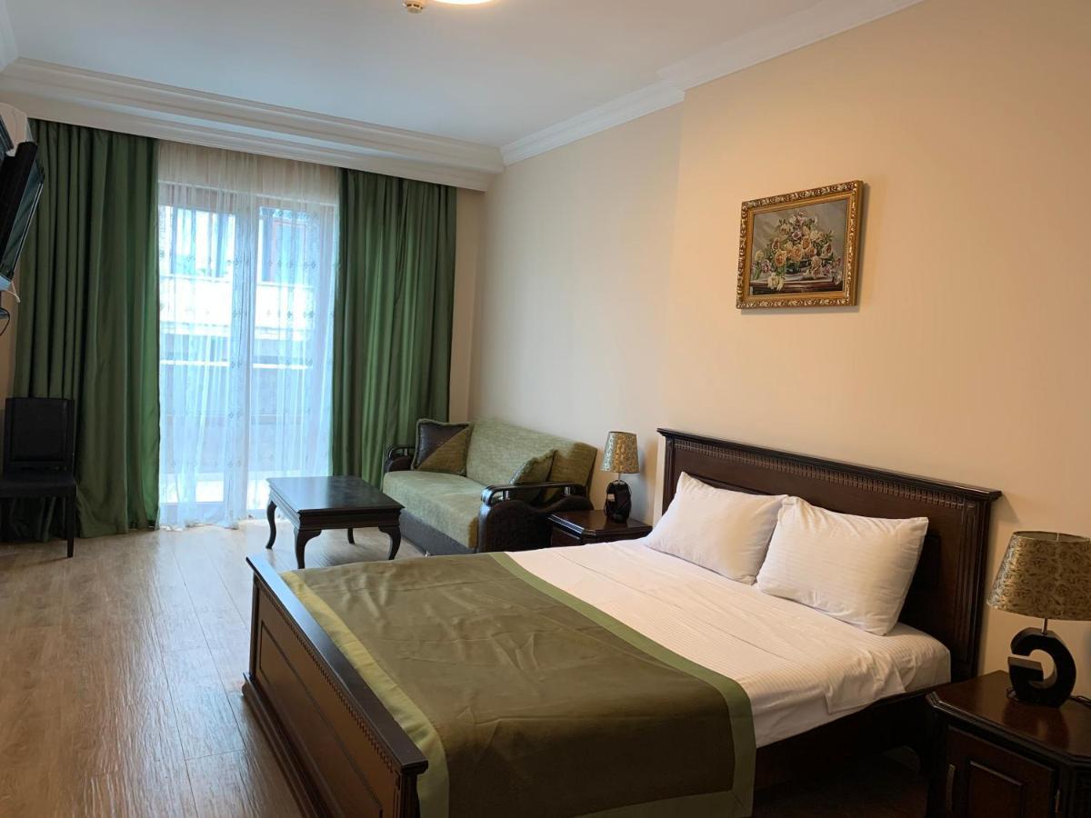 Hotel Brighton Batumi Exterior photo
