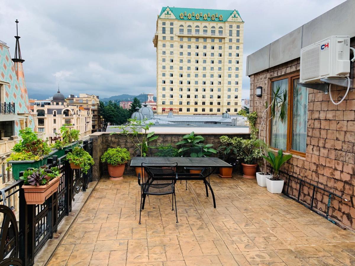 Hotel Brighton Batumi Exterior photo