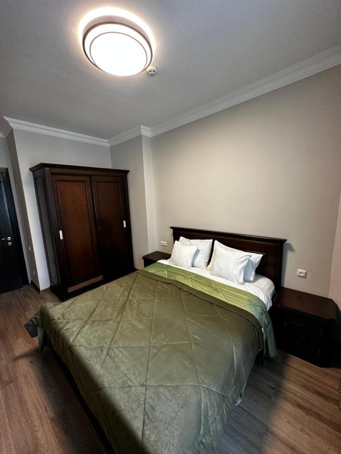 Hotel Brighton Batumi Exterior photo